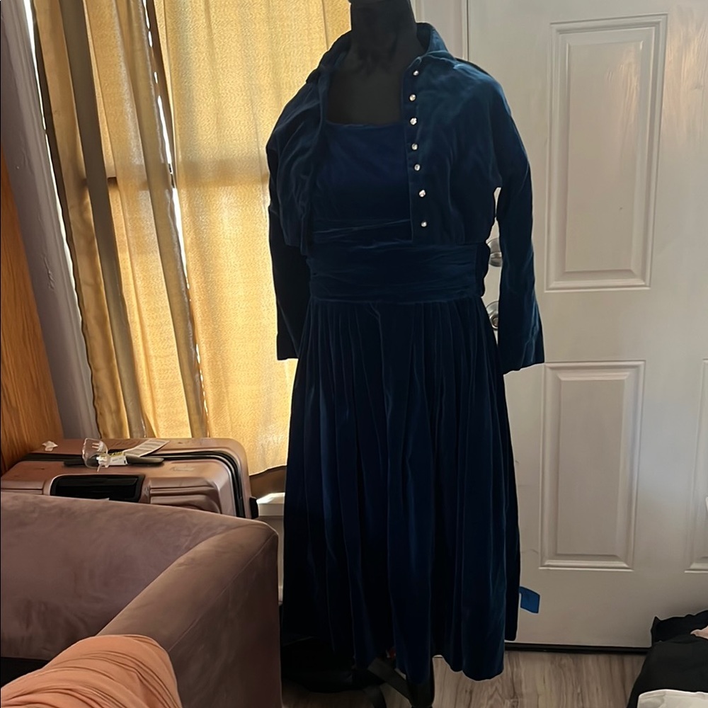 Elegant Blue Velvet Dress